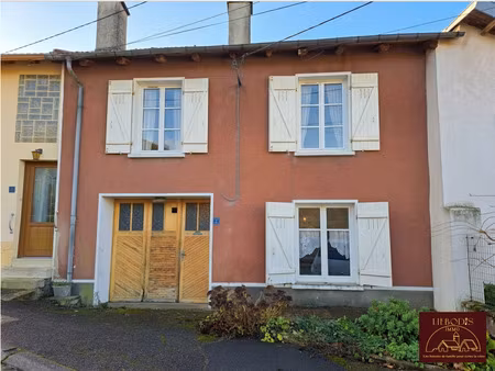 maison de village pleine de potentiel
