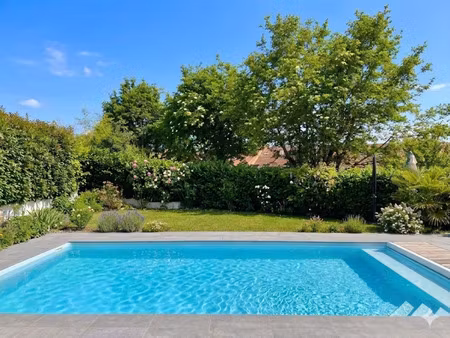 maison à vendre saint julien en genevois 6 pièce(s) 144m2 885 000€