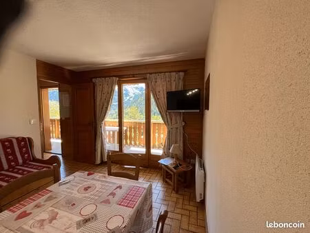 2 pièces 36 m2 à louer a l année a chatel