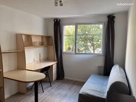 appartement meublé courbevoie 18m2