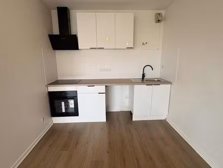 appartement t2 56m2 avec balcon rénové