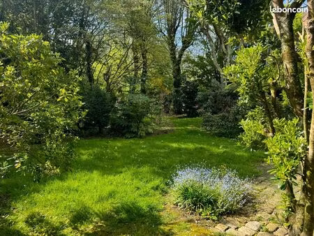 propriété 9 pièces 162 m²