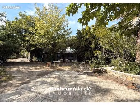 propriété 8 pièces 334 m²