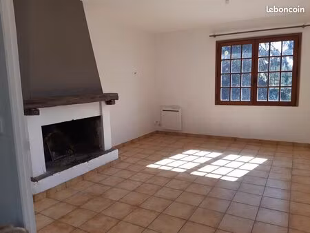 maison à louer mauves sur loire