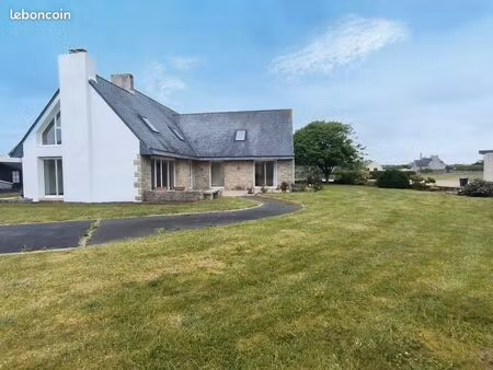 maison 8 pièces 215 m²