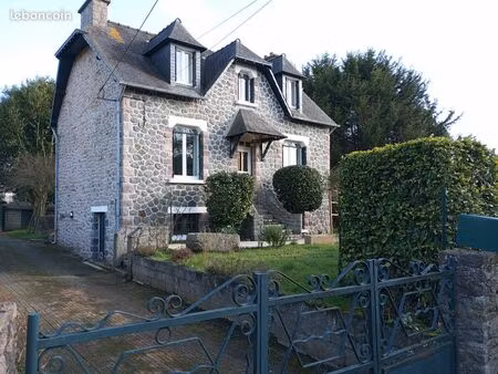 maison de caractère en granit des années 30