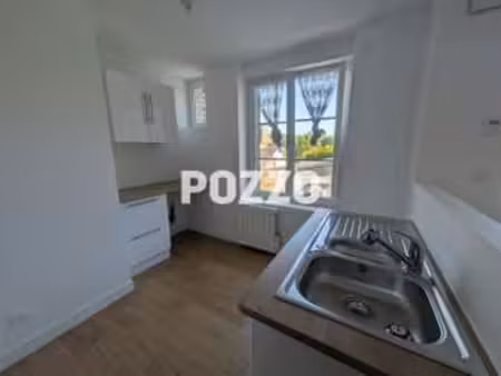 location appartement 4 pièces à sourdeval (50150) : à louer 4 pièces / 76m² sourdeval