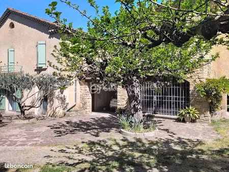 propriété 12 pièces 440 m²