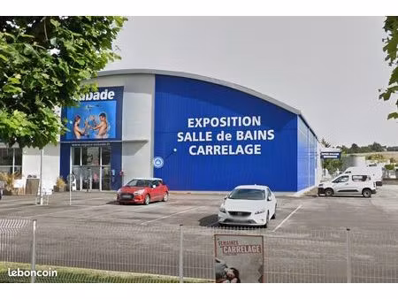 local 1530 m² quimper