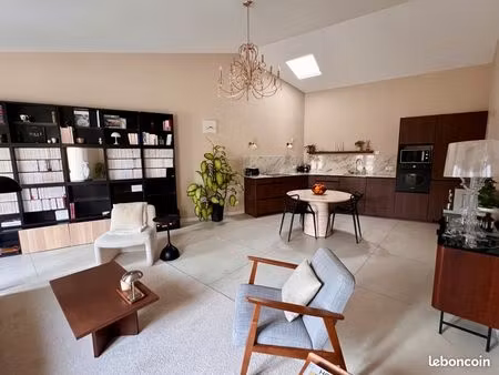 maison chaleureuse 125m² centre ville nîmes
