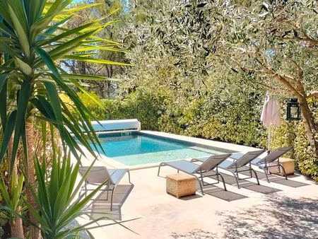 villa de plain pied 150 m2 avec piscine entre nimes et montpellier dans impasse