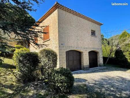 ? location – belle villa de 142m² avec un grand terrain à pont-saint-esprit ?