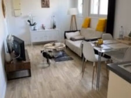 particulier loue appartement t2 non meublé de 35 m2 à aytré