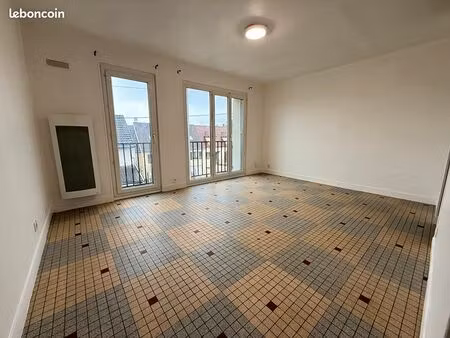 studio 1 pièce 26 m²