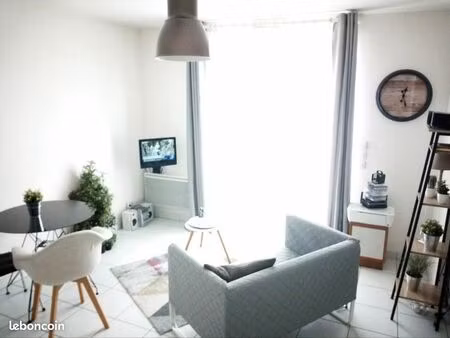 appartement-36 m2 avec balcon