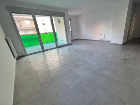 appartement 3 pièces 69 m²