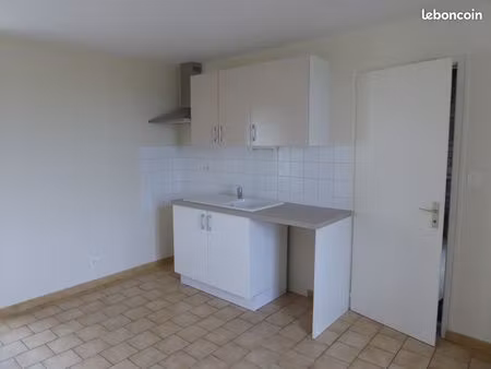 maison t3 damvix proximité école et centre bourg