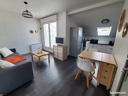 t2 meublé - 47m² (hors loi carrez) + 1 place de parking - lambézellec