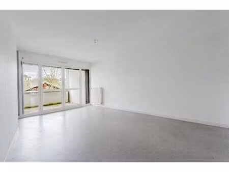vente appartement 4 pièces à saint-jacques-de-la-lande (35136) : à vendre 4 pièces / 79m² 