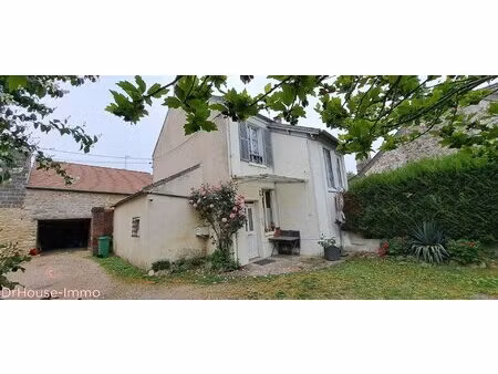charmante maison mitoyenne de 3 pièces à presles avec terrasse et garage