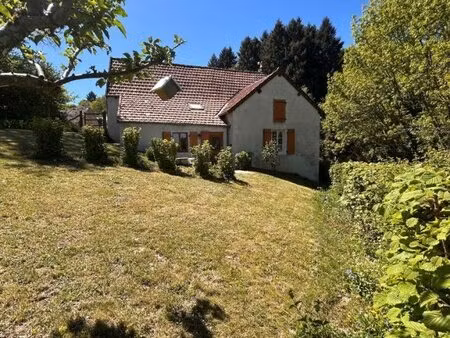 maison de campagne 74 59 m2 avec garage - greniers amenageables - cour et terrain clos 500