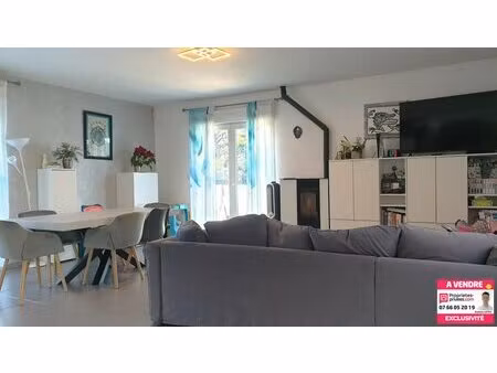 maison 5 pièces de 100 m²