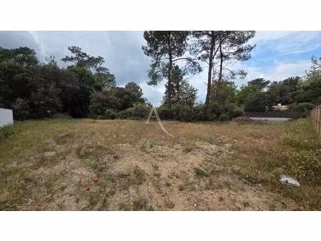 vente terrain à saint-hilaire-de-riez (85270) : à vendre / 762m² saint-hilaire-de-riez