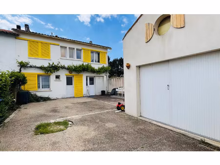 maison angoulins 130 m² t-5 à vendre  450 000 €