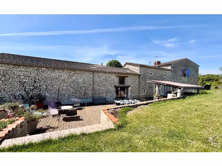 maison la roquille m² t-8 à vendre  385 000 €