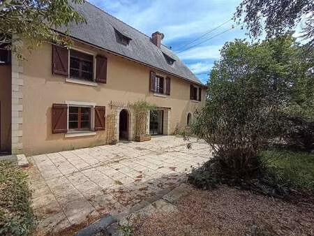 location maison à villevêque (49140) : à louer / 207m² villevêque