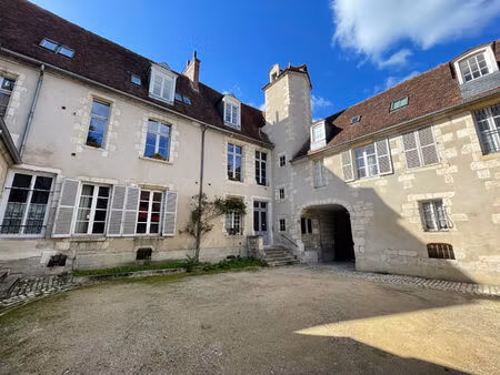 appartement hyper-centre à bourges 4 pièce(s) 96 m2