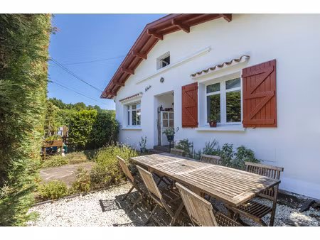 duplex familial au calme à saint jean de luz : l'équilibre p