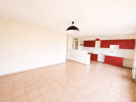 appartement t4 entraigues-sur-la-sorgue