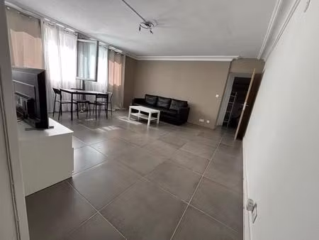 appartement t2 meublé - borely - 13008 marseille