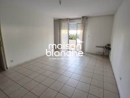appartement t2 en rdc - parthenay