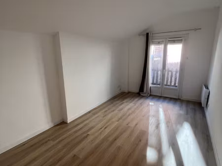 appartement t1 23m2 balcon proche faculté