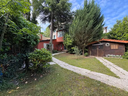 maison creteil 8 pièce(s) 187 m2