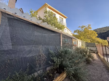 maison 4 faces avec 2 appartements indépendants  jardin et s