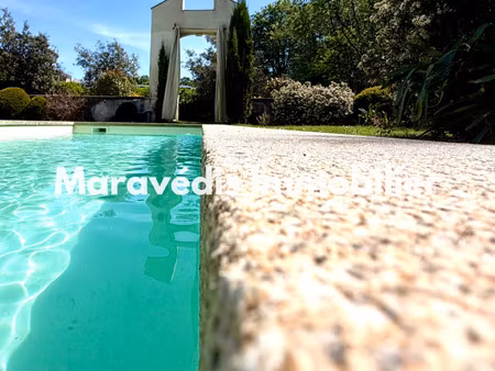 vente maison à nantes (44000) : à vendre / 203m² nantes