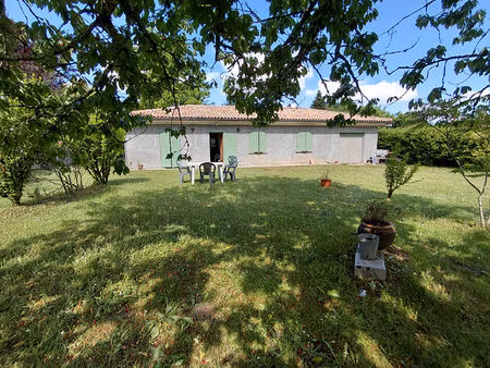 maison à rénover proche st andré de cubzac sur 2300m2 de terrain