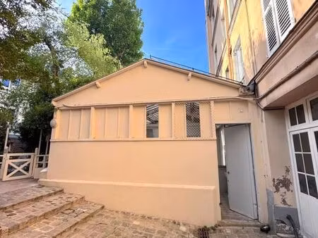 maison 1 pièce 98 m²