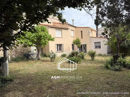 claira maison de village avec grand jardin et garage