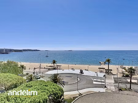 superbe 3 pièces rénové avec vue mer panoramique  terrasse 