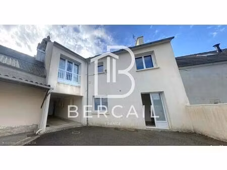 immeuble de centre-bourg – local commercial + studio – plabennec