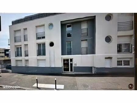 studio sans vis à vis - quartier hippodrome /facultée