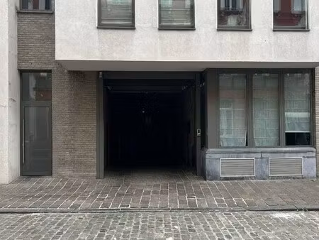 dubbele garagebox te koop in hartje brugge