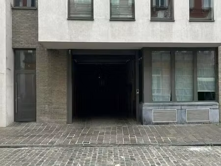 garagebox te koop in hartje brugge