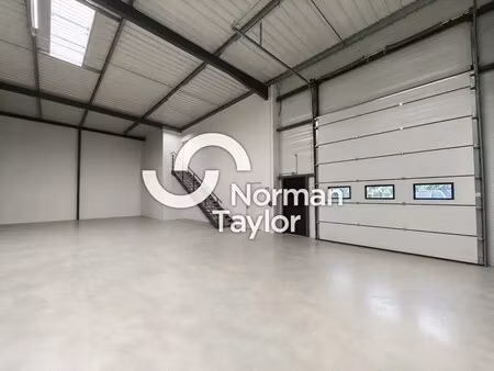 location local d’activités seignosse 40510 415m²
