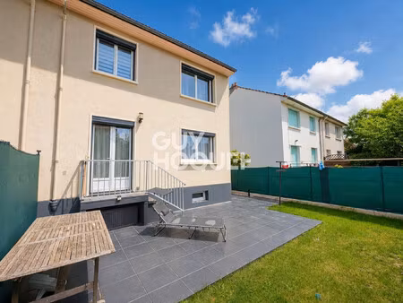 maison à vendre de 5 pièces de 76 00 m²