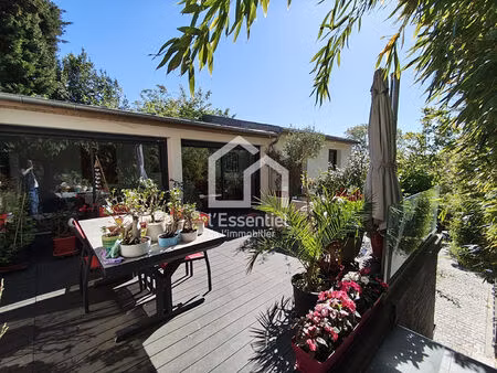 exclusivite ***superbe maison familiale à le mesnil-le-roi